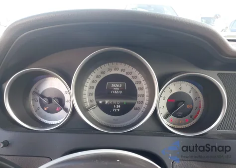 2013 Mercedes-Benz C 250 Sport z USA, uszkodzony, nr VIN WDDGF4HB7DR269453